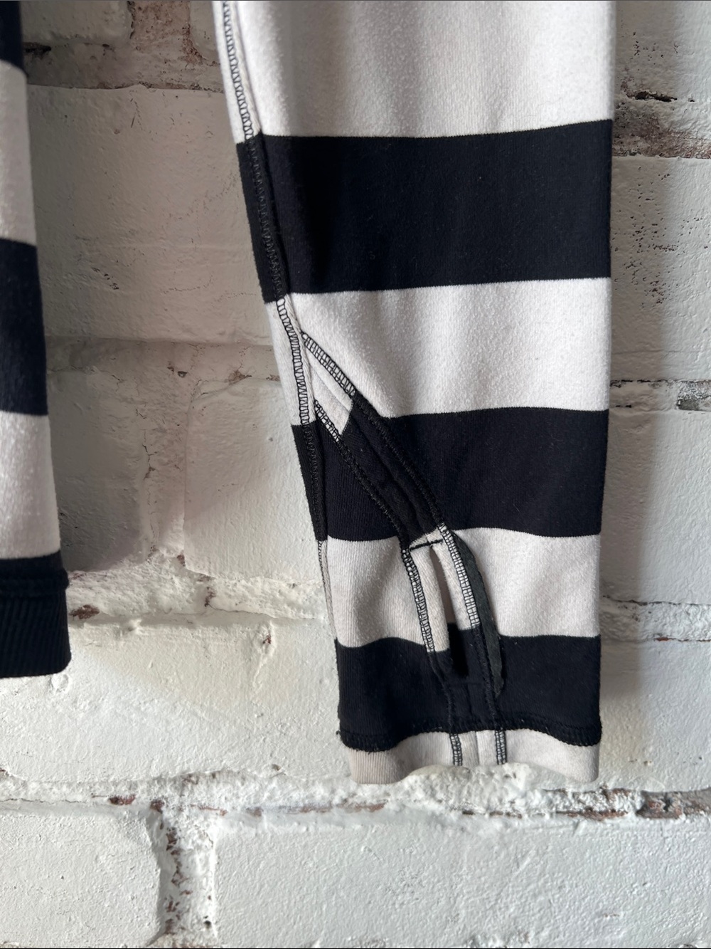 Lululemon Striped Long-Sleeve Crewneck Top - Black & White - Picture 4 of 7